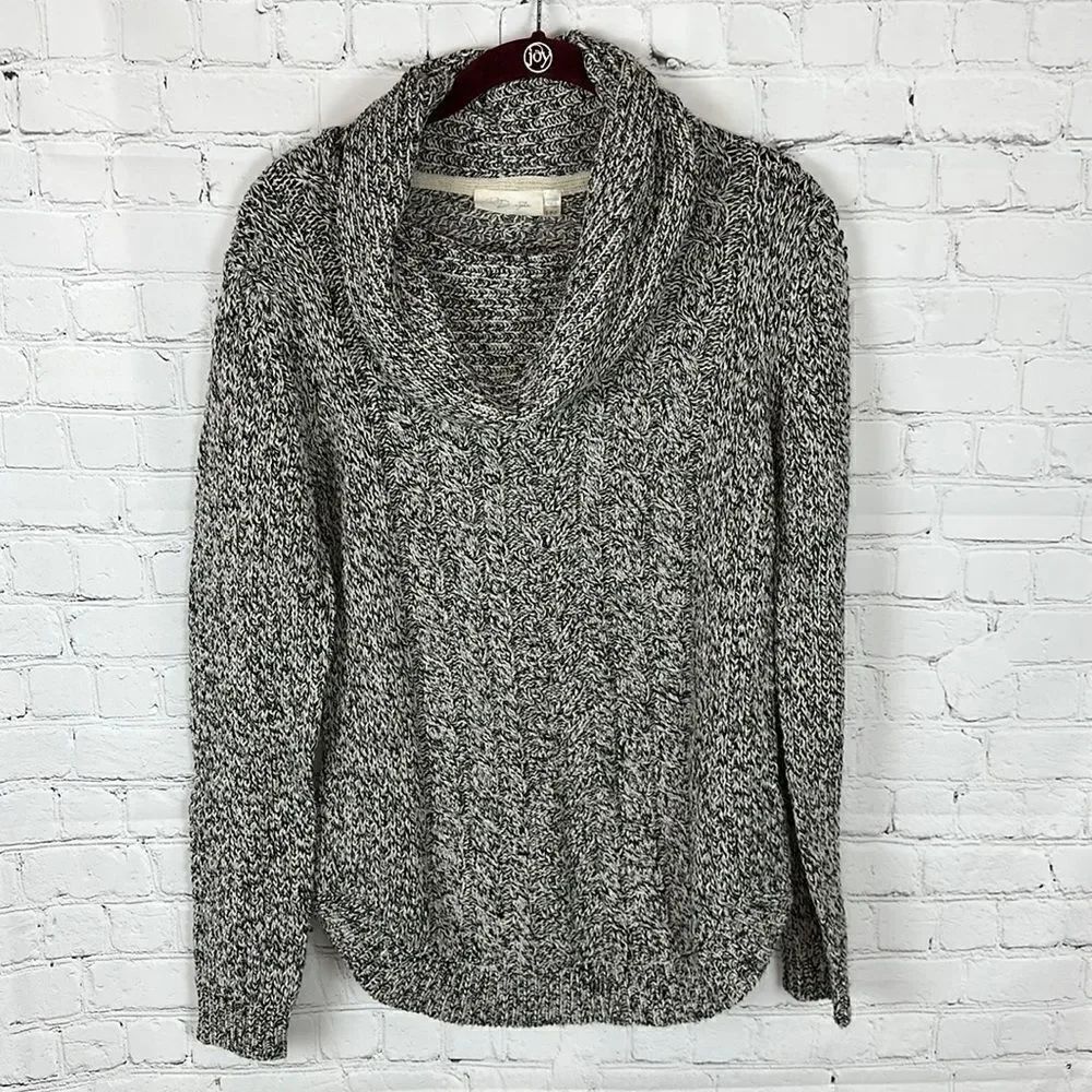 RD Style Harriette Cowl Neck Sweater Size Small